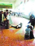 传奇一条龙转载：庆安枪案发生10天监控仍未公开 开枪警察获