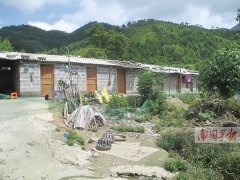 传奇一条龙转载：广西警方夜袭深山淫窝 缴获数千个避孕套