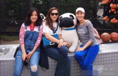 开服一条龙组图：赵薇与甄子丹夫妇英国游玩 一秒变回少女